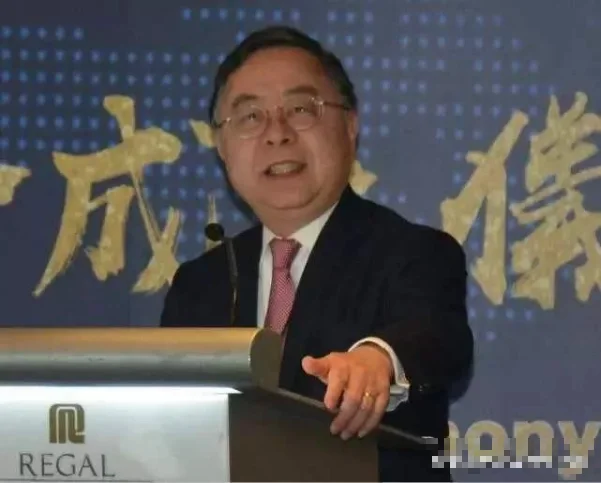 Bán đất do cha để lại bị nói là bất hiếu, chủ tịch tất tay thu lãi 100.000 tỷ đồng nhờ “bắt đáy”: Chiến thuật đơn giản nhưng ít người làm được - Ảnh 2.