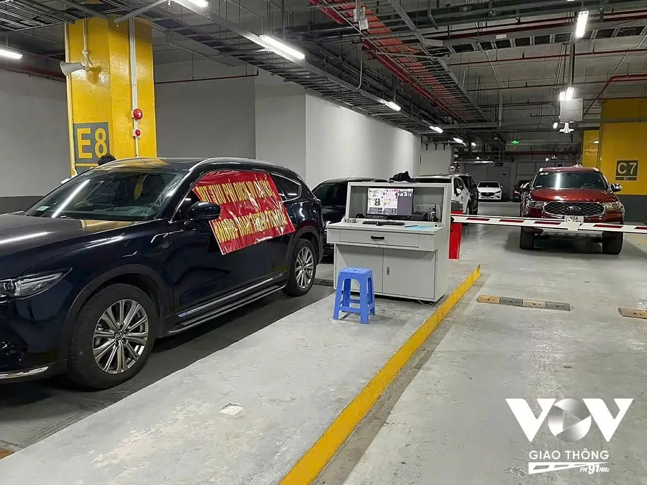 Bị bắt vì tranh chấp tại chung cư: Những hành vi nào dễ 'vượt rào' ?