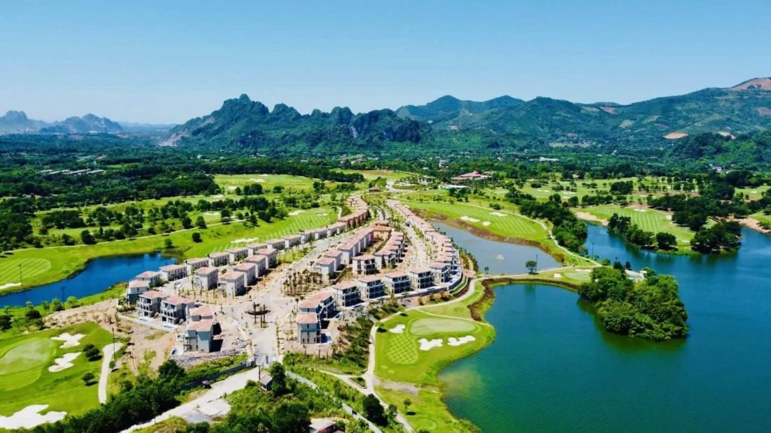 Biệt thự nghỉ dưỡng Wyndham Sky Lake Resort &amp; Villas Chương Mỹ