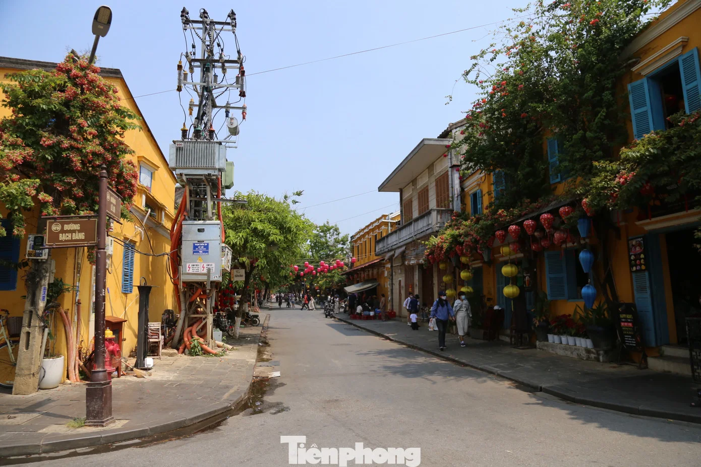 Diện mạo 'lạ' của phố cổ Hội An trước giờ G ‘siết’ vỉa hè- Ảnh 10.