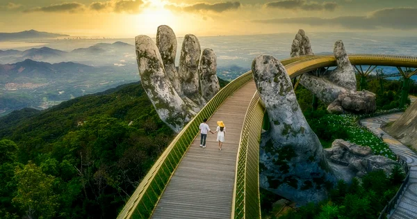 Lãi suất neo cao, thị trường nhà ở bước vào giai đoạn “sàng lọc” chủ đầu tư - Ảnh 3.