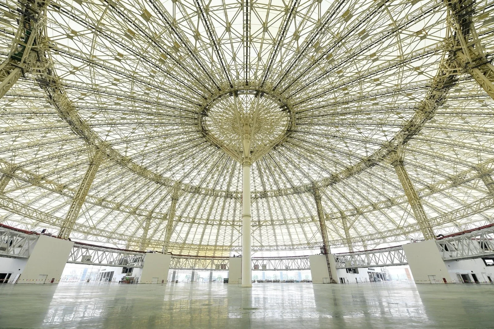 Lần đầu tiên trong lịch sử, Việt Nam sở hữu một siêu công trình lớn nhất hành tinh, do đại gia gốc Thanh Hóa làm nên kỳ tích