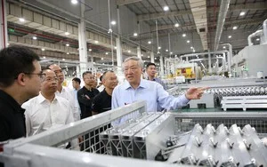 - Ảnh 3. - Ảnh 3.